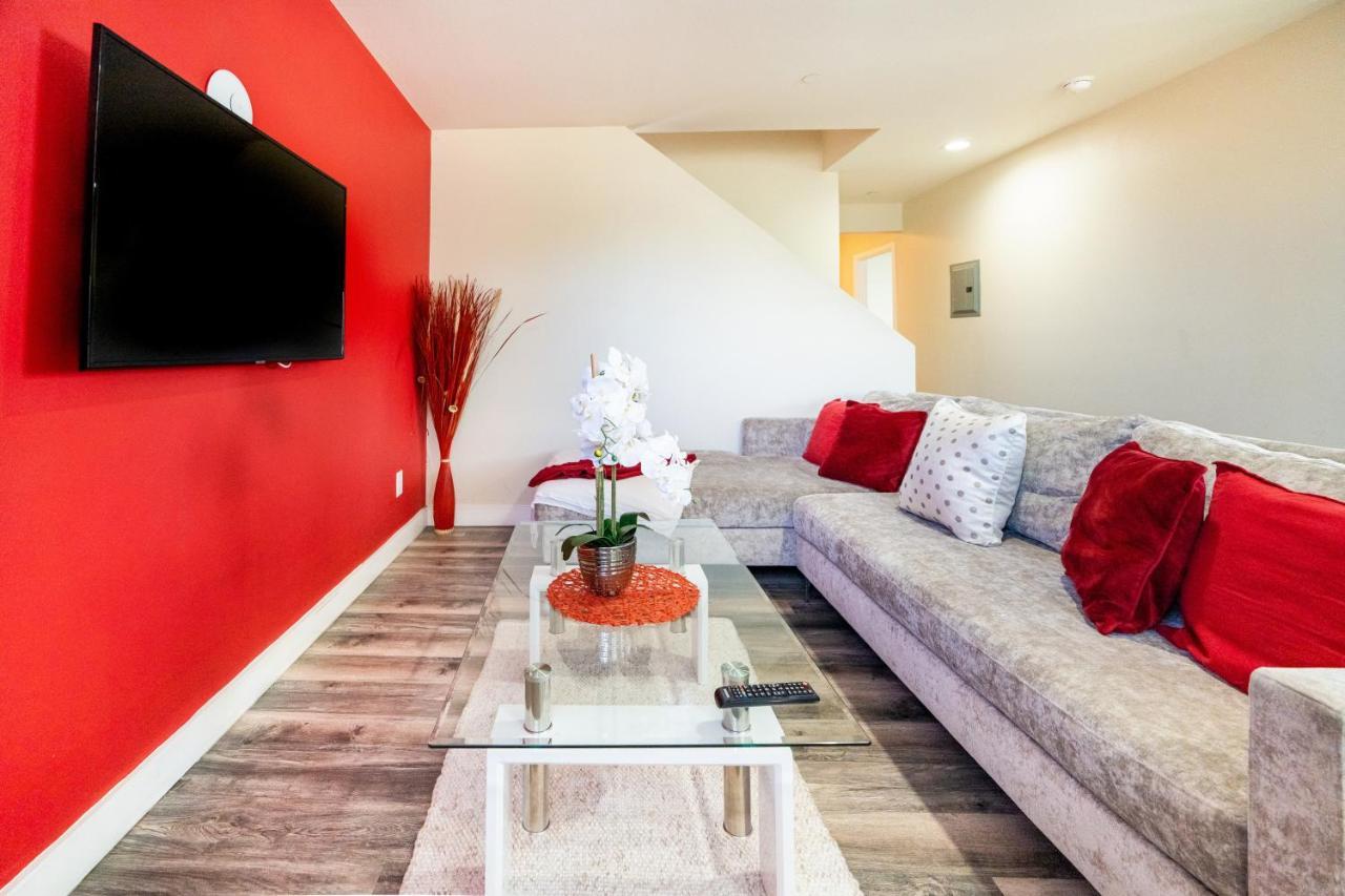 Large Condo Sleeps 10 Near Downtown Los Angeles Exterior photo