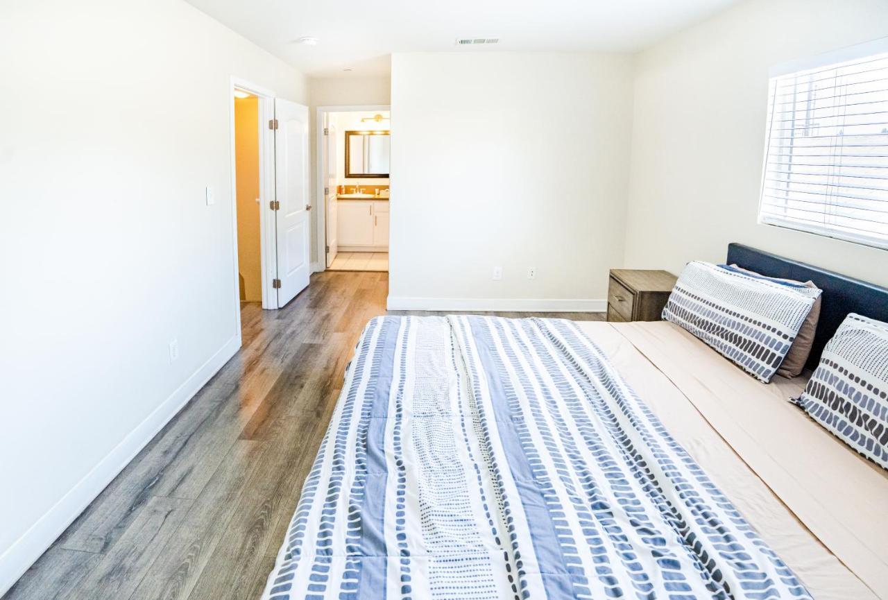 Large Condo Sleeps 10 Near Downtown Los Angeles Exterior photo